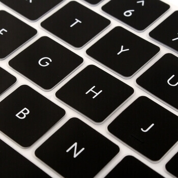 Silikonový ochranný obal na klávesnici EU verze pro Apple MacBook Air 15,3" (2023, M2) - průhledný